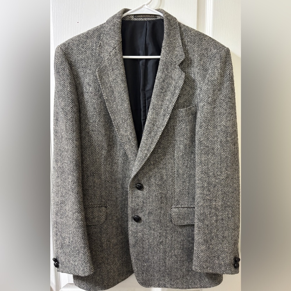 Harris Tweed Handwoven Scottish Wool Herringbone Blazer – Men’s 40R – England